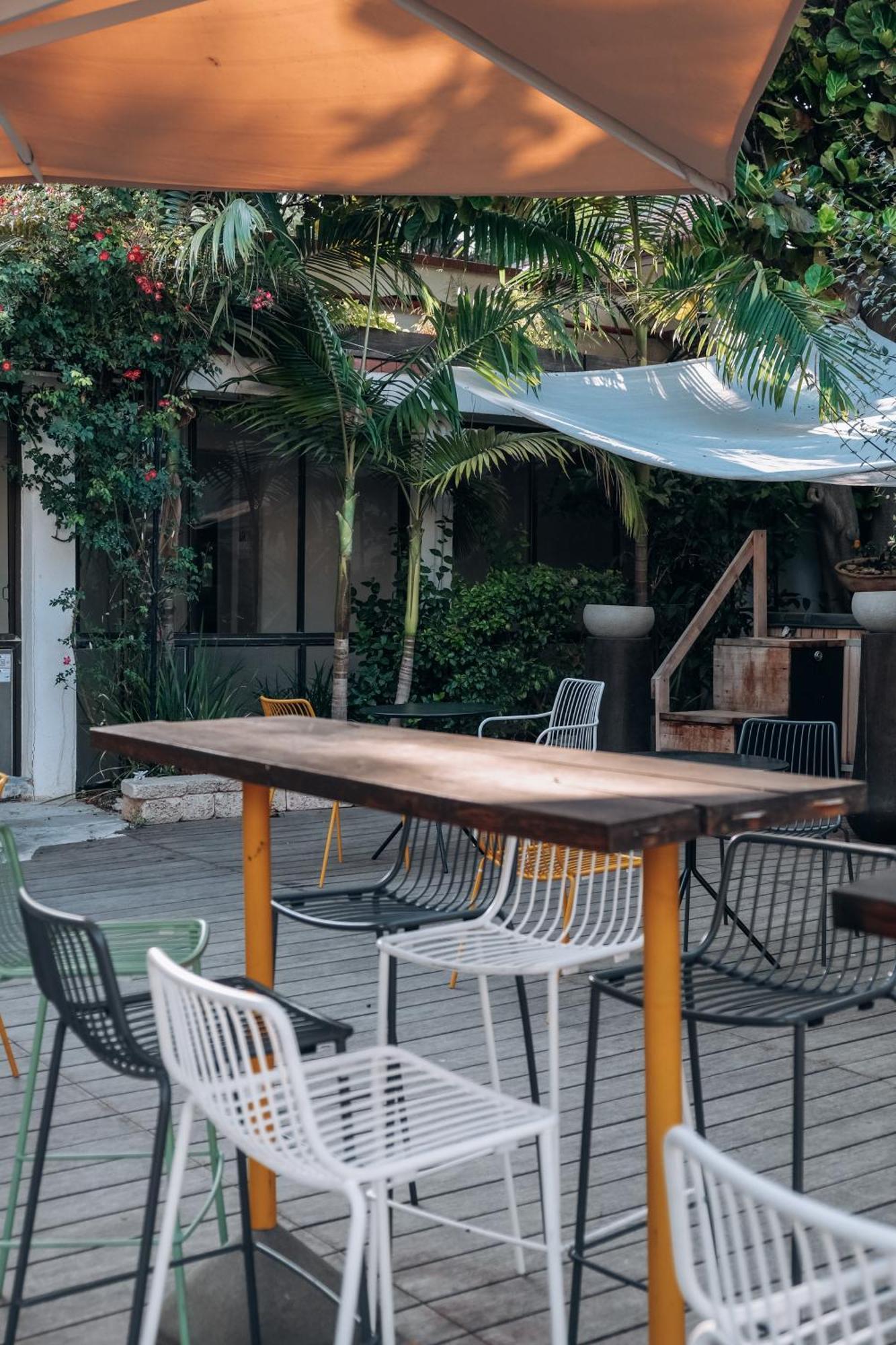 Eden Inn Zikhron Ya'akov Eksteriør bilde